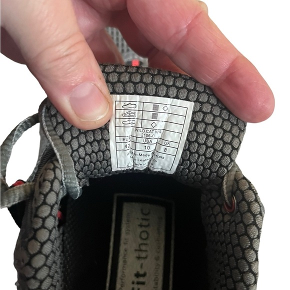 La Sportiva Wildcat trail running shoes, EUC,unisex, women size 10, men 9, EU 42 - Picture 12 of 16